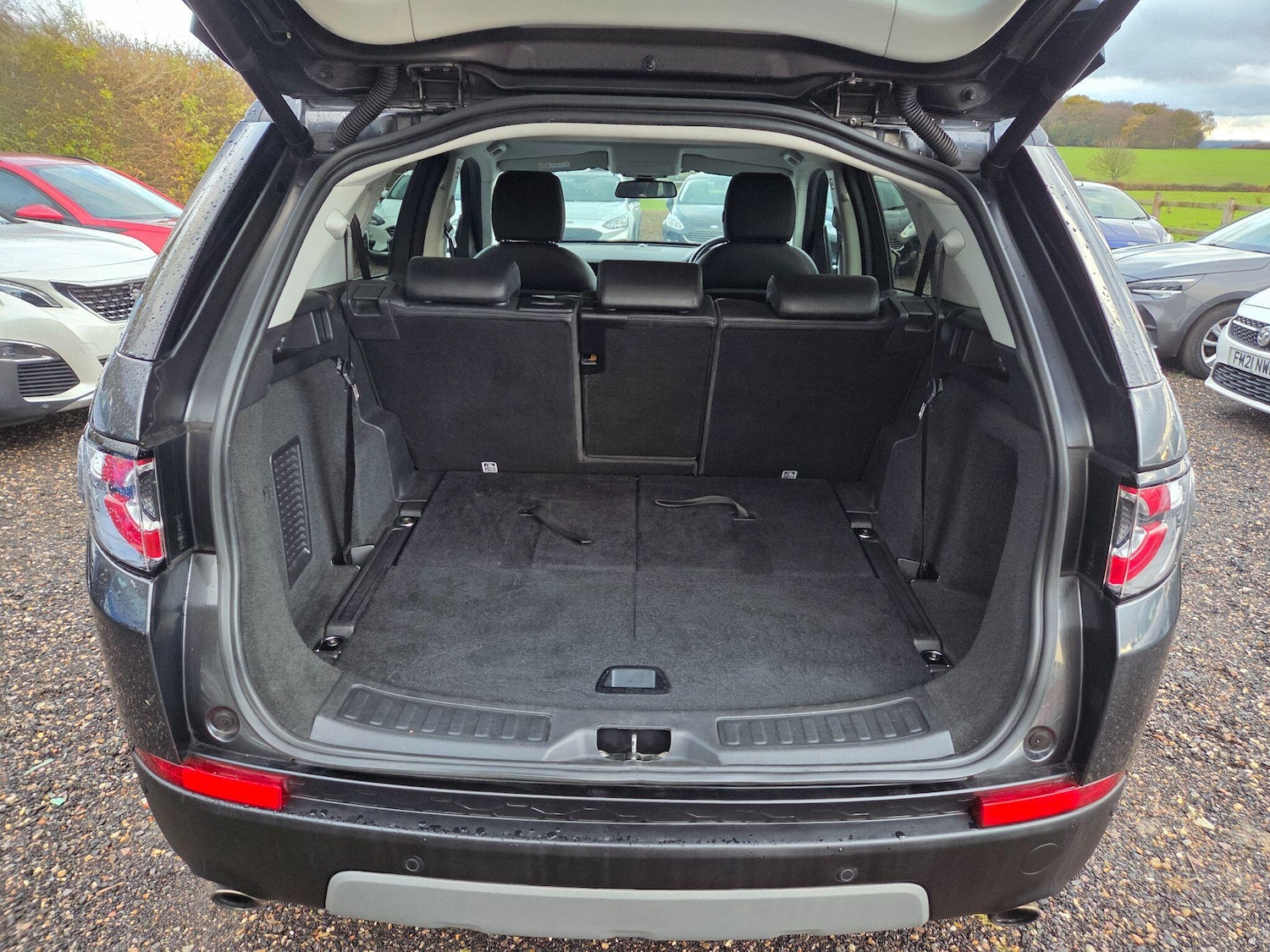 Used Land Rover Discovery Sport 2017 for sale - 76500684: Photo 38