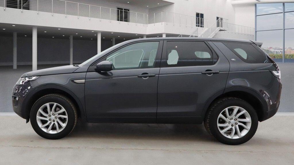 Used Land Rover Discovery Sport 2017 for sale - 76500684: Photo 5