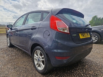 Used Ford Fiesta 2015 for sale - 76500683: Photo