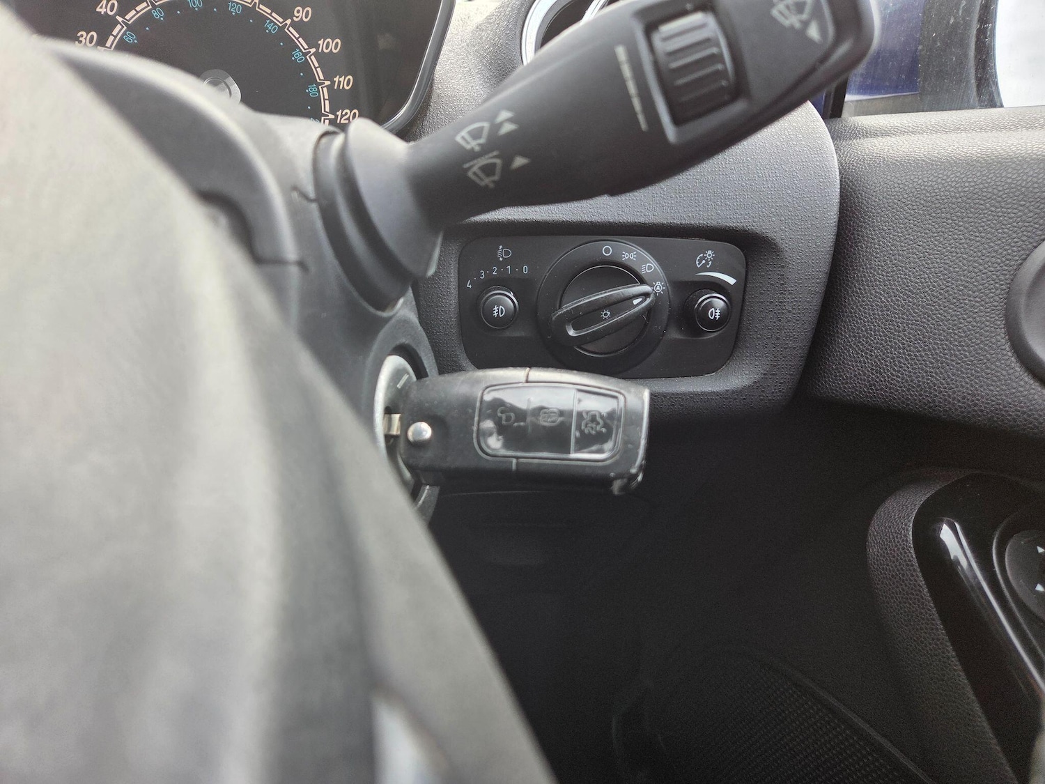 Used Ford Fiesta 2017 for sale - 76597874: Photo 20