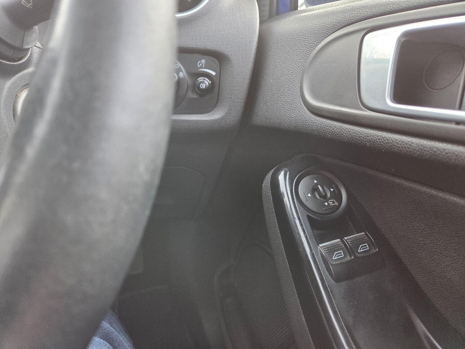 Used Ford Fiesta 2017 for sale - 76597874: Photo 21