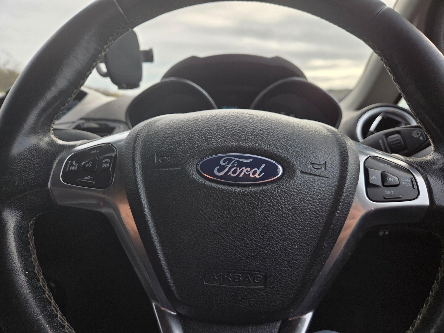 Used Ford Fiesta 2017 for sale - 76597874: Photo 29