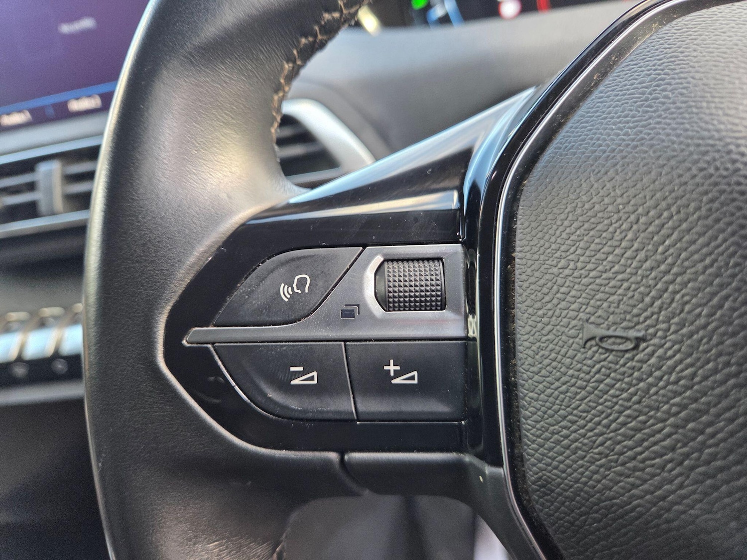 Used Peugeot 3008 2019 for sale - 76500678: Photo 27