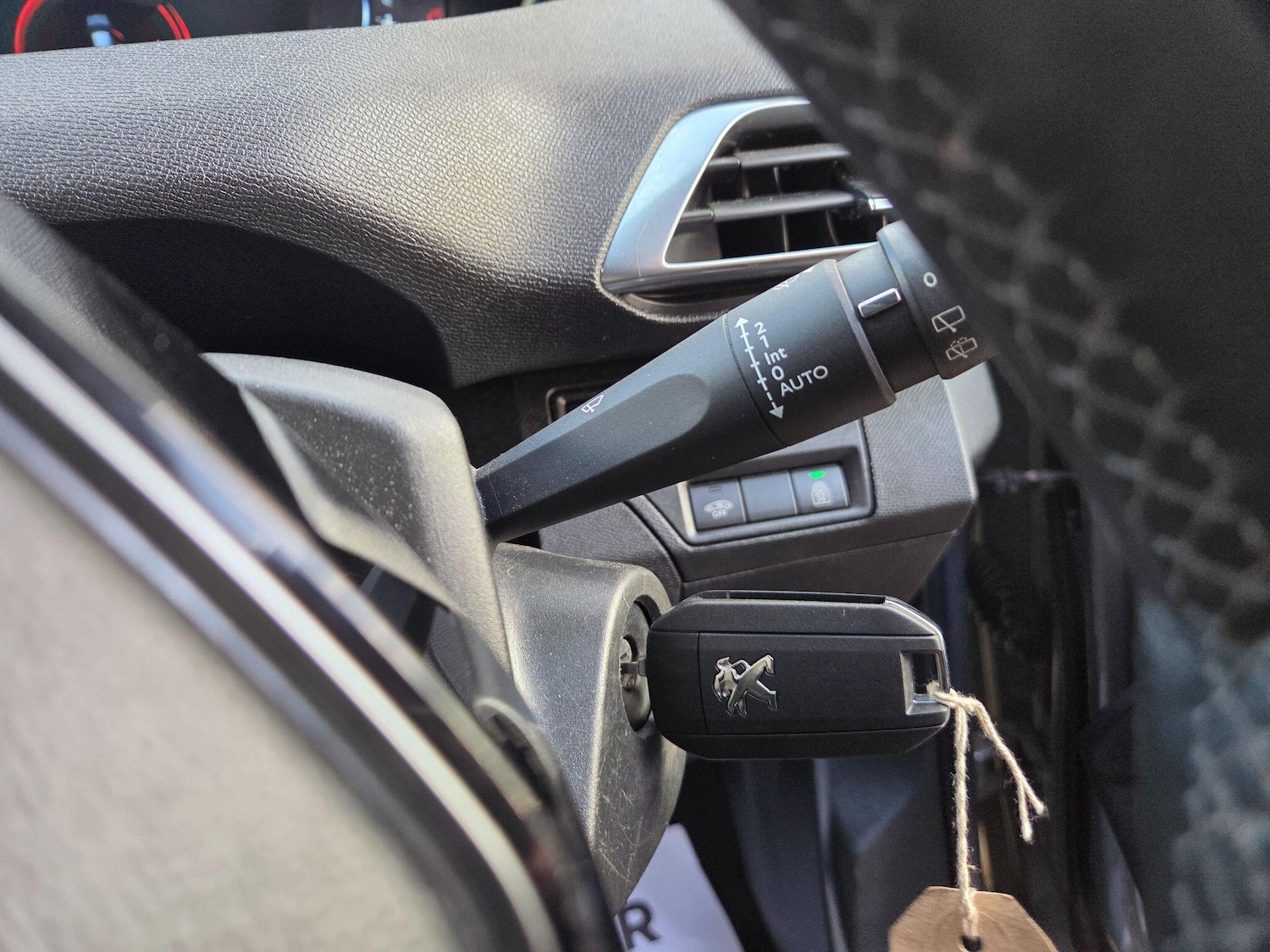 Used Peugeot 3008 2019 for sale - 76500678: Photo 28