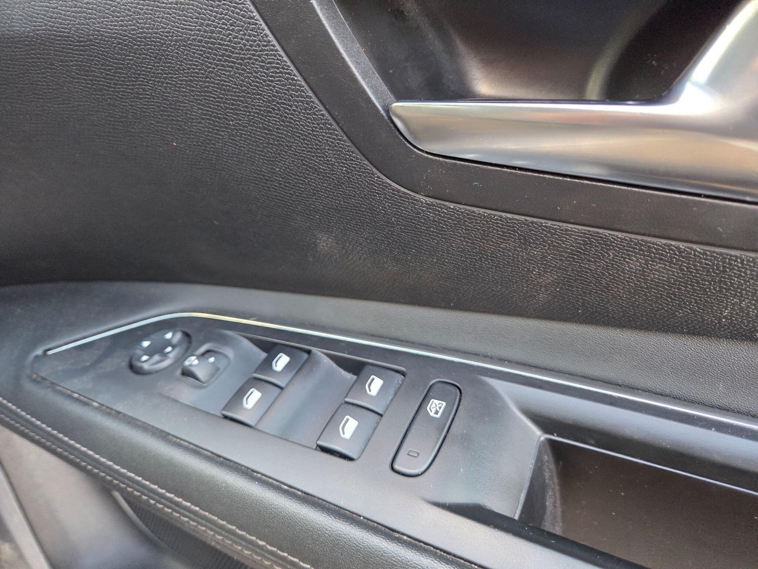 Used Peugeot 3008 2019 for sale - 76500678: Photo 30