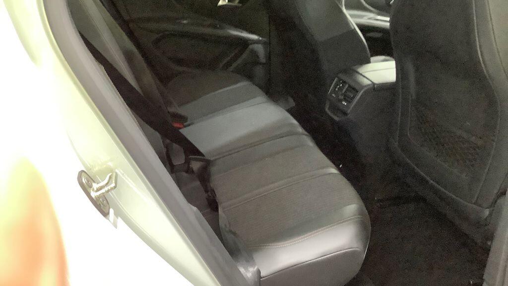 Used Peugeot 3008 2018 for sale - 76648128: Photo 7