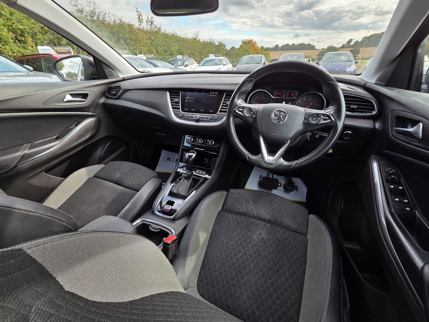 Used Vauxhall Grandland X 2018 for sale - 77054285: Photo 16