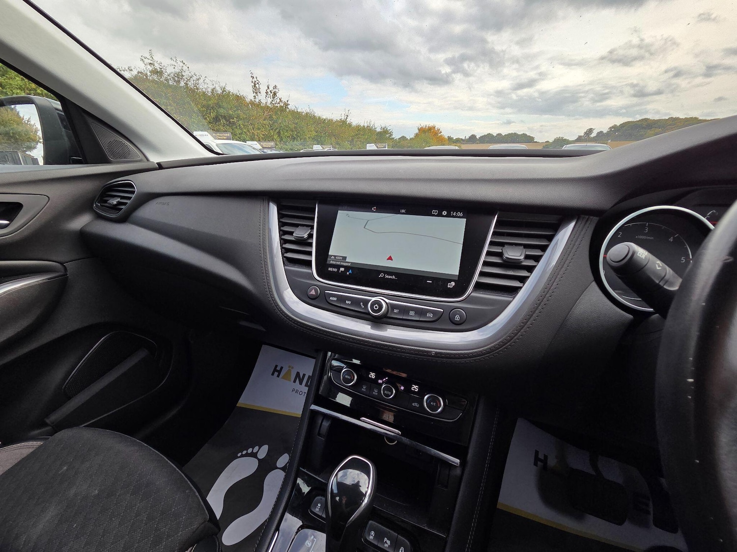 Used Vauxhall Grandland X 2018 for sale - 77054285: Photo 17