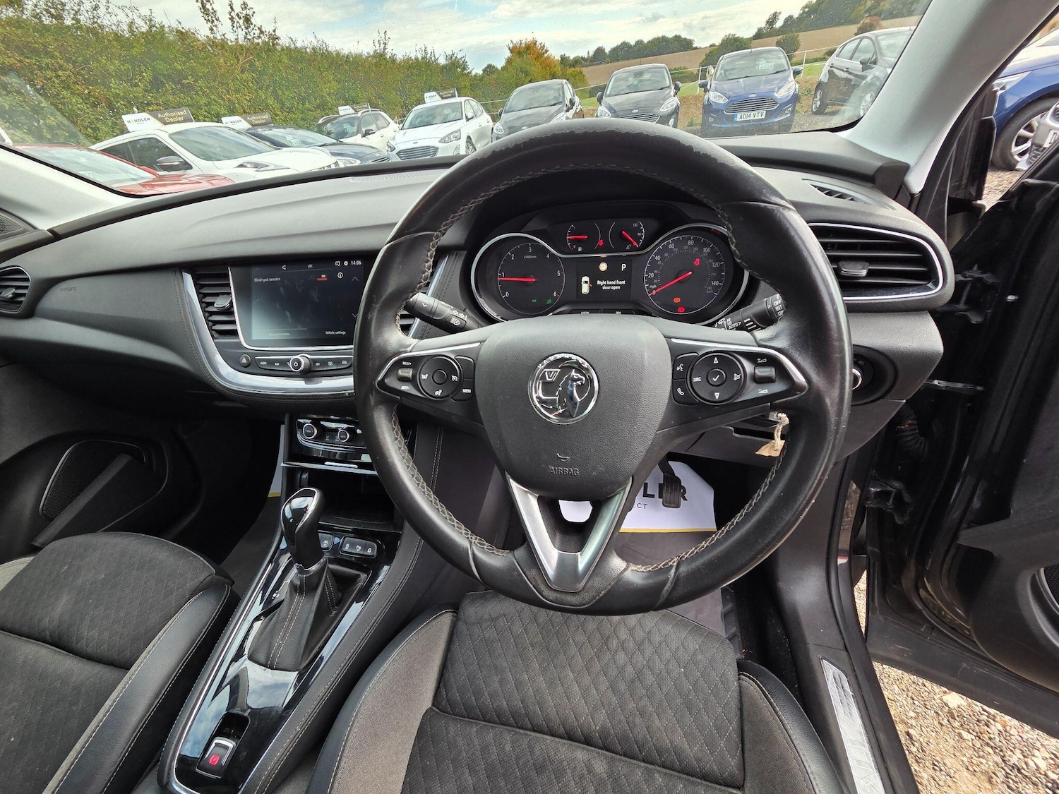 Used Vauxhall Grandland X 2018 for sale - 77054285: Photo 30