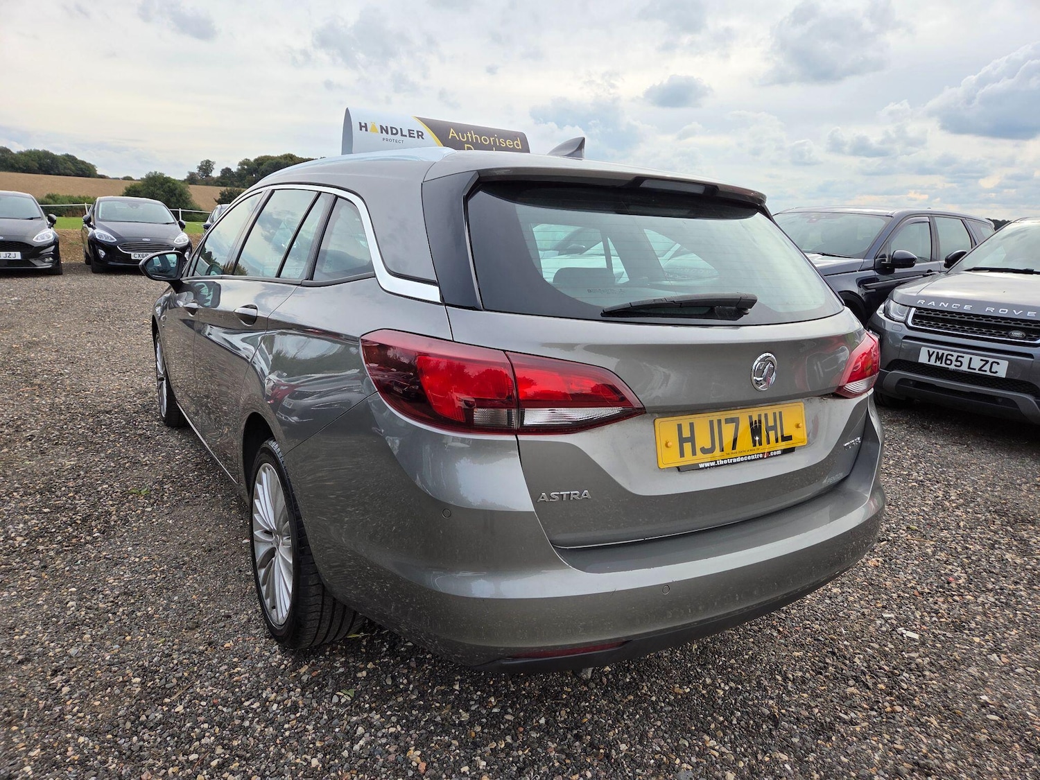 Used Vauxhall Astra 2017 for sale - 76500697: Photo 3