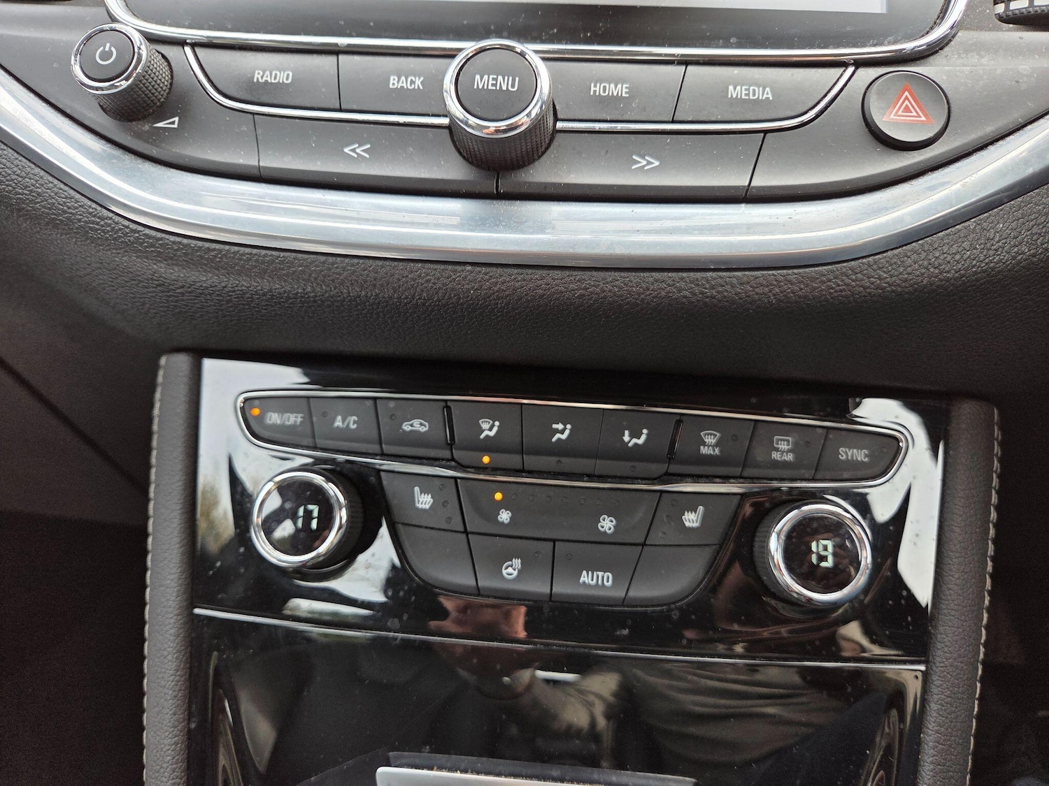 Used Vauxhall Astra 2017 for sale - 76500697: Photo 33