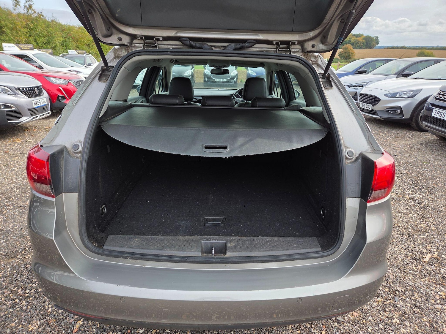 Used Vauxhall Astra 2017 for sale - 76500697: Photo 36