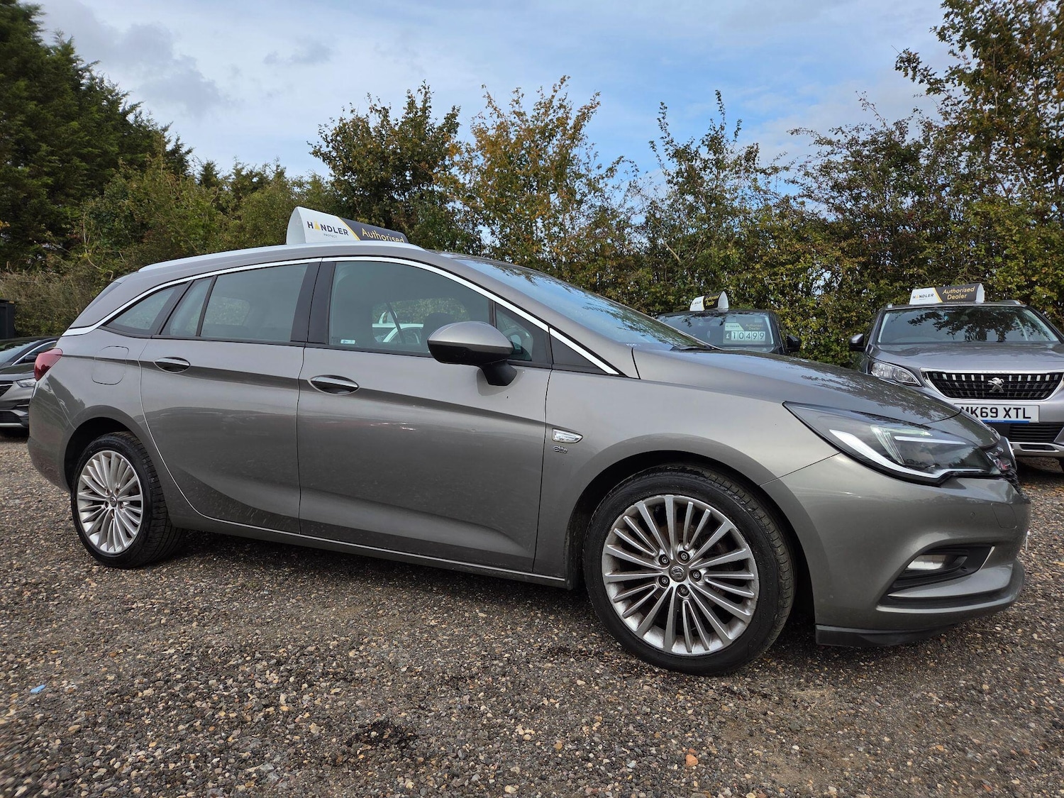 Used Vauxhall Astra 2017 for sale - 76500697: Photo 5