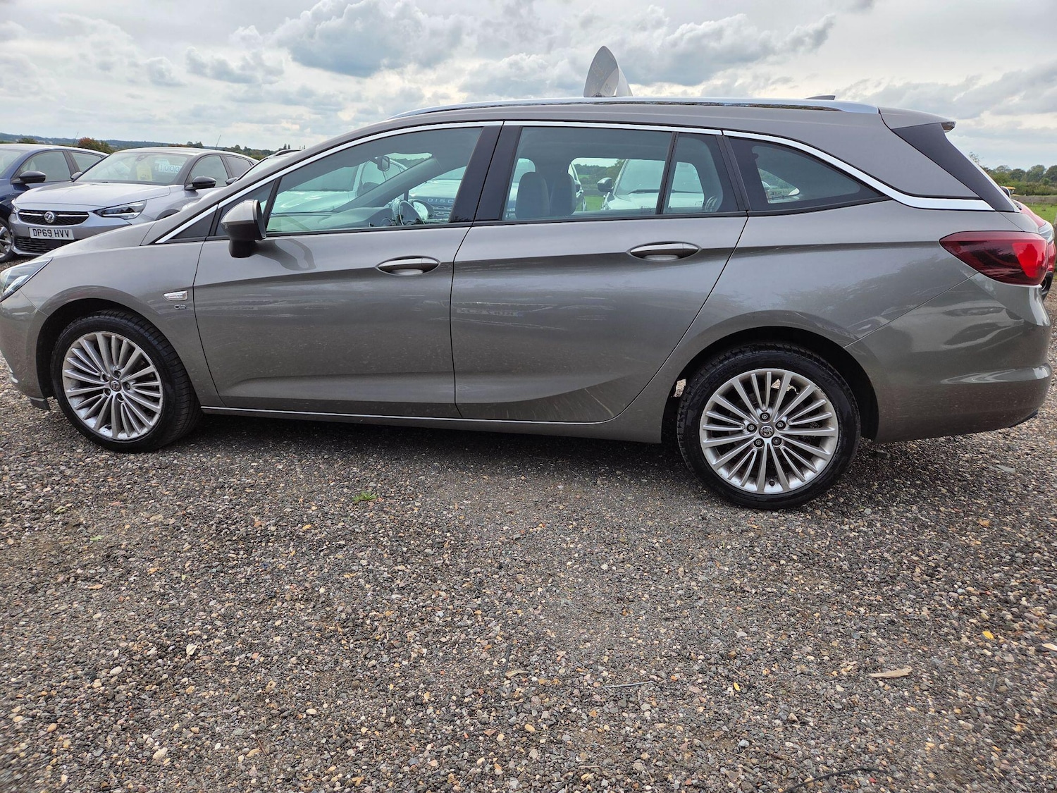 Used Vauxhall Astra 2017 for sale - 76500697: Photo 8