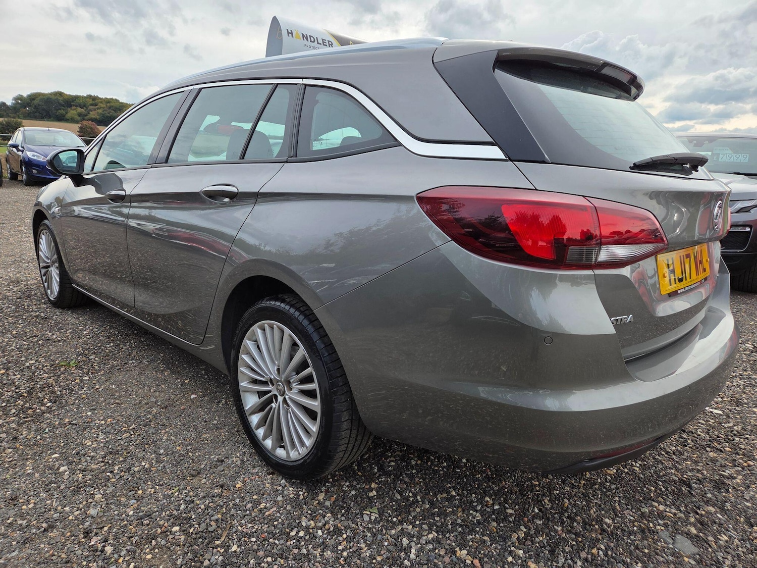 Used Vauxhall Astra 2017 for sale - 76500697: Photo 9