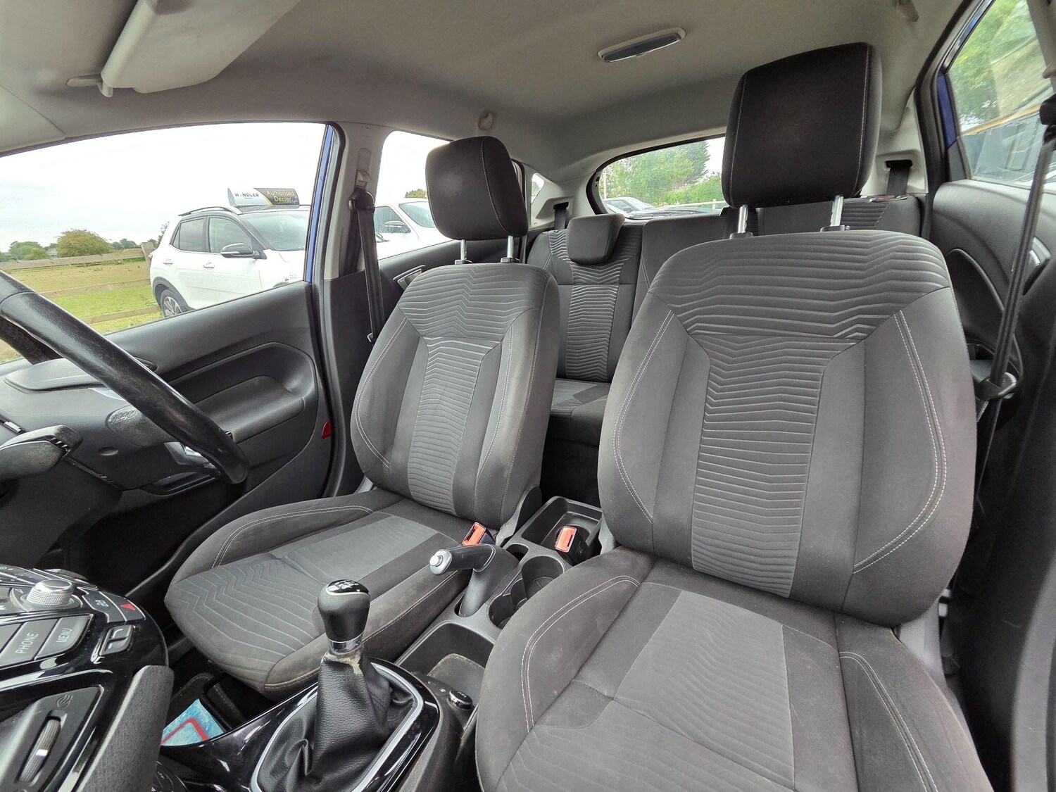 Used Ford Fiesta 2014 for sale - 76500685: Photo 24