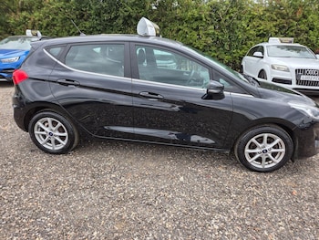 Used Ford Fiesta 2018 for sale - 76500693: Photo
