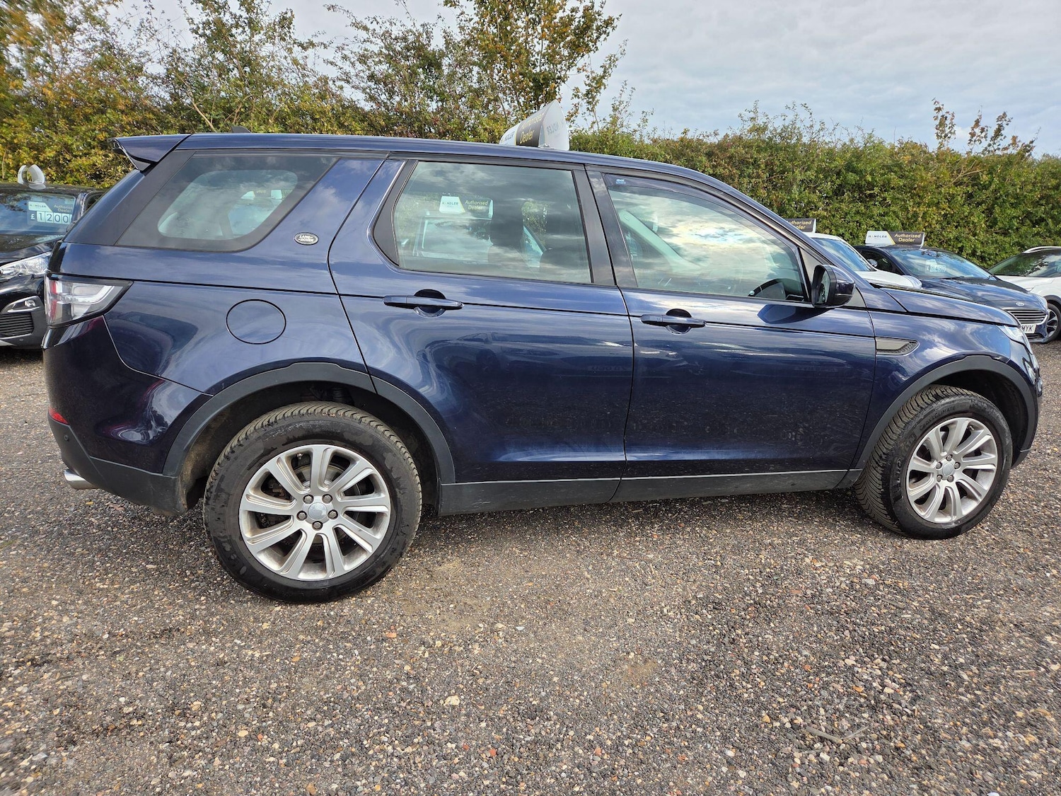 Used Land Rover Discovery Sport 2015 for sale - 76500688: Photo 11