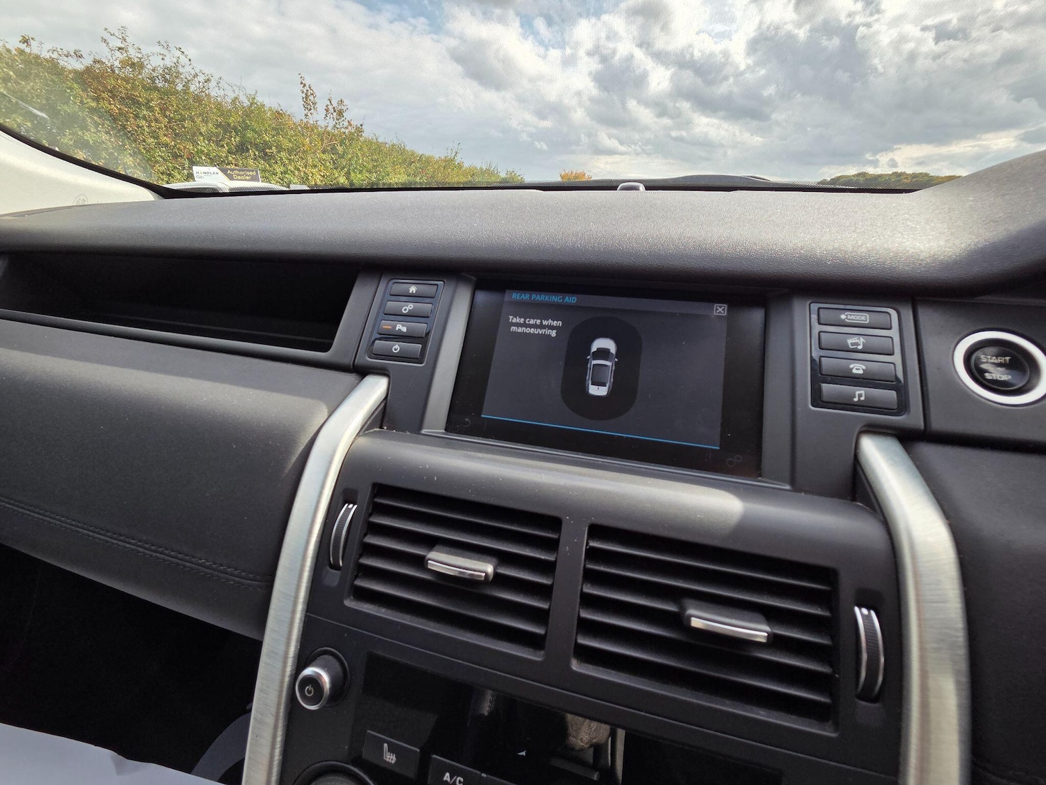 Used Land Rover Discovery Sport 2015 for sale - 76500688: Photo 27