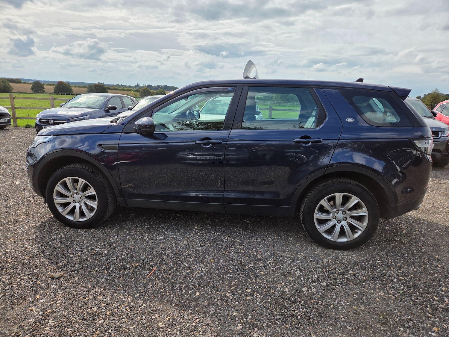 Used Land Rover Discovery Sport 2015 for sale - 76500688: Photo 8