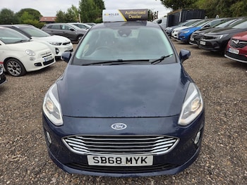 Used Ford Fiesta 2019 for sale - 76305270: Photo