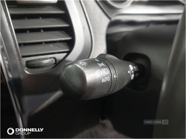 Used Renault Captur 2018 for sale - 76759852: Photo 32