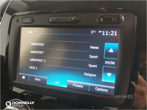 Used Renault Captur 2018 for sale - 76759852: Photo 36