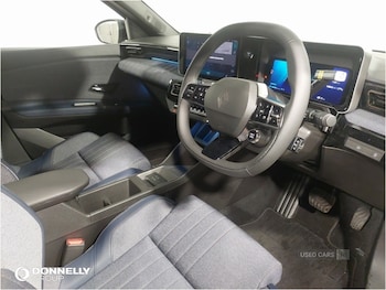 Used Renault 4 2025 for sale - 76802661: Photo