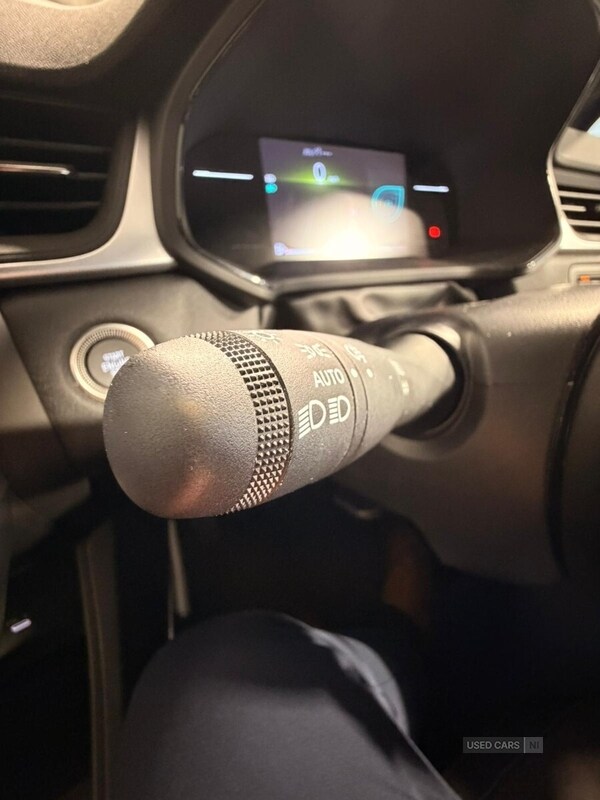 Used Renault Captur 2025 for sale - 76937043: Photo 31