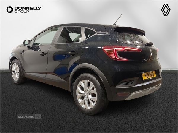 Used Renault Captur 2022 for sale - 78136527: Photo 2