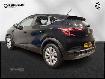 Used Renault Captur 2022 for sale - 78136527: Photo