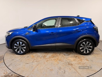Used Renault Captur 2025 for sale - 79084773: Photo