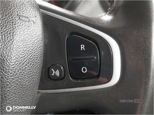 Used Renault Captur 2017 for sale - 76850605: Photo 18