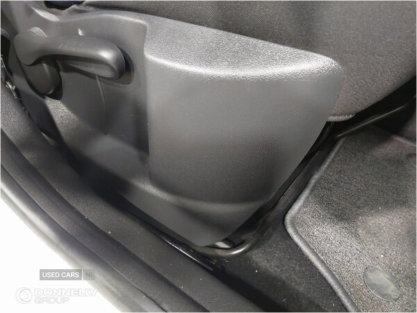 Used Renault Captur 2017 for sale - 76850605: Photo 28