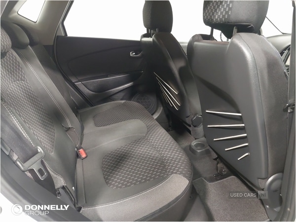 Used Renault Captur 2017 for sale - 76850605: Photo 9