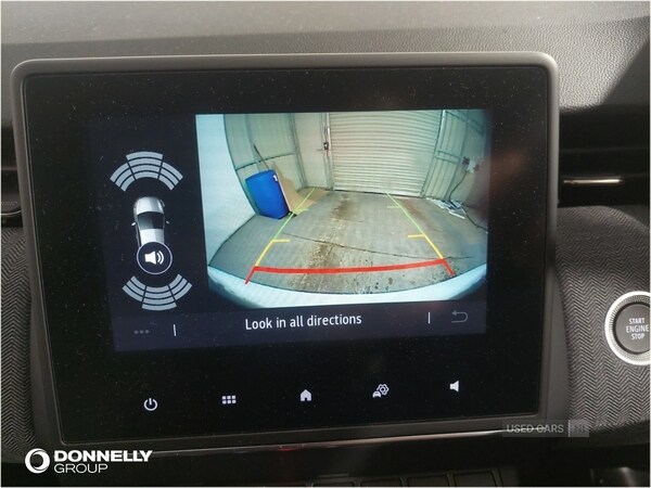 Used Renault Clio 2025 for sale - 76585918: Photo 42