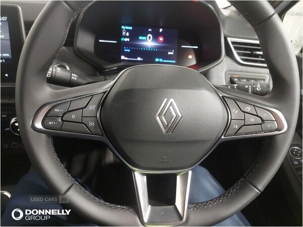 Used Renault Clio 2025 for sale - 76585918: Photo 6