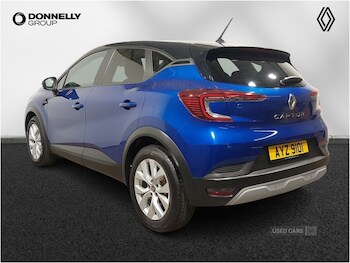 Used Renault Captur 2021 for sale - 76942792: Photo