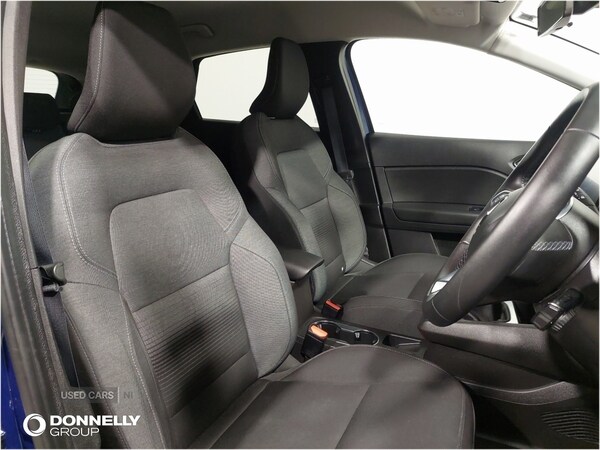 Used Renault Captur 2021 for sale - 76942792: Photo 42