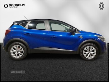 Used Renault Captur 2021 for sale - 76942792: Photo