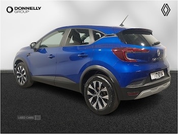 Used Renault Captur 2022 for sale - 75352276: Photo