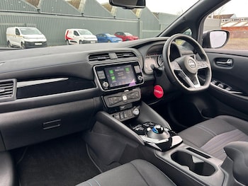 Used Nissan Leaf 2024 for sale - 77778774: Photo