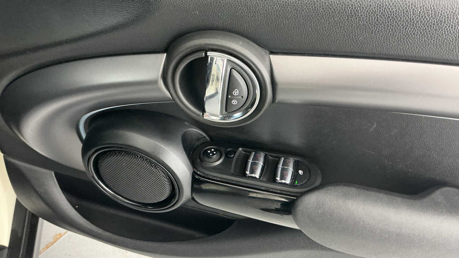 Used MINI Hatch 2022 for sale - 77527017: Photo 18