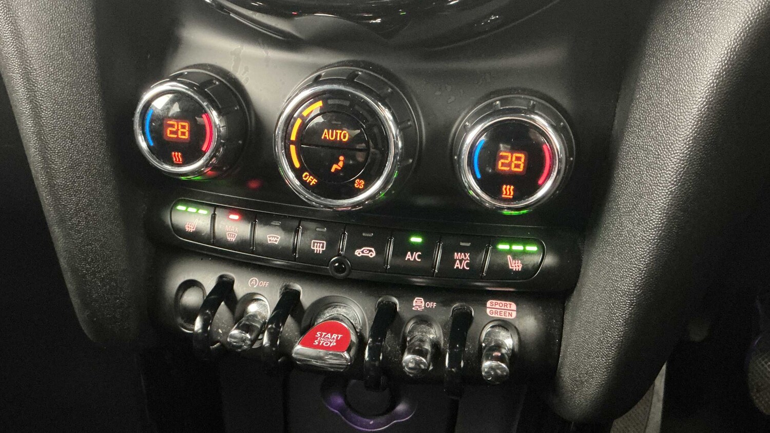 Used MINI Hatch 2022 for sale - 77527017: Photo 32