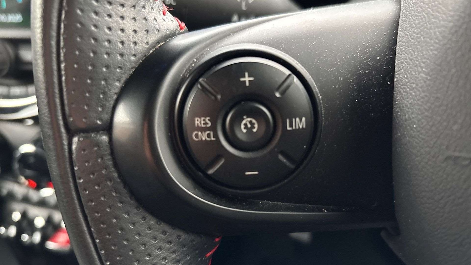 Used MINI Hatch 2021 for sale - 76435712: Photo 22