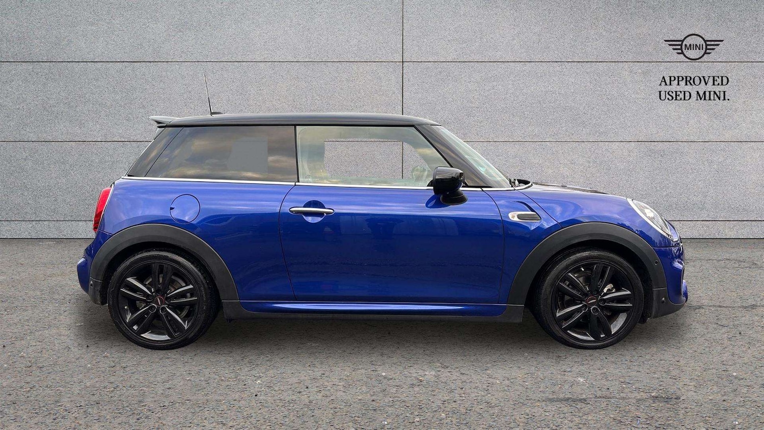 Used MINI Hatch 2021 for sale - 76435712: Photo 4