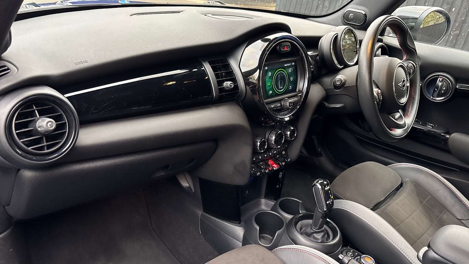 Used MINI Hatch 2021 for sale - 76435712: Photo 9