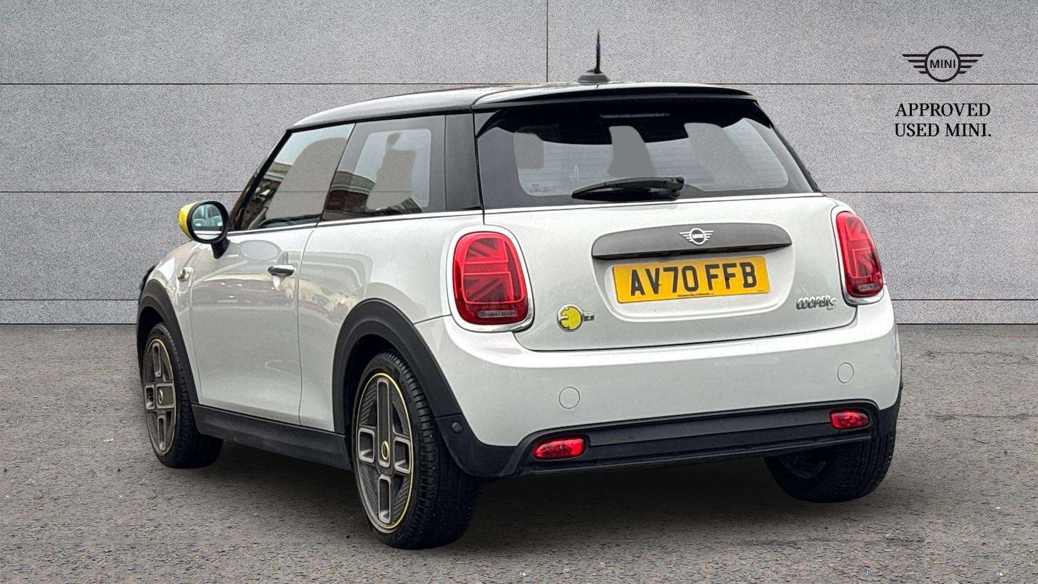 Used MINI Hatch 2020 for sale - 77044071: Photo 2