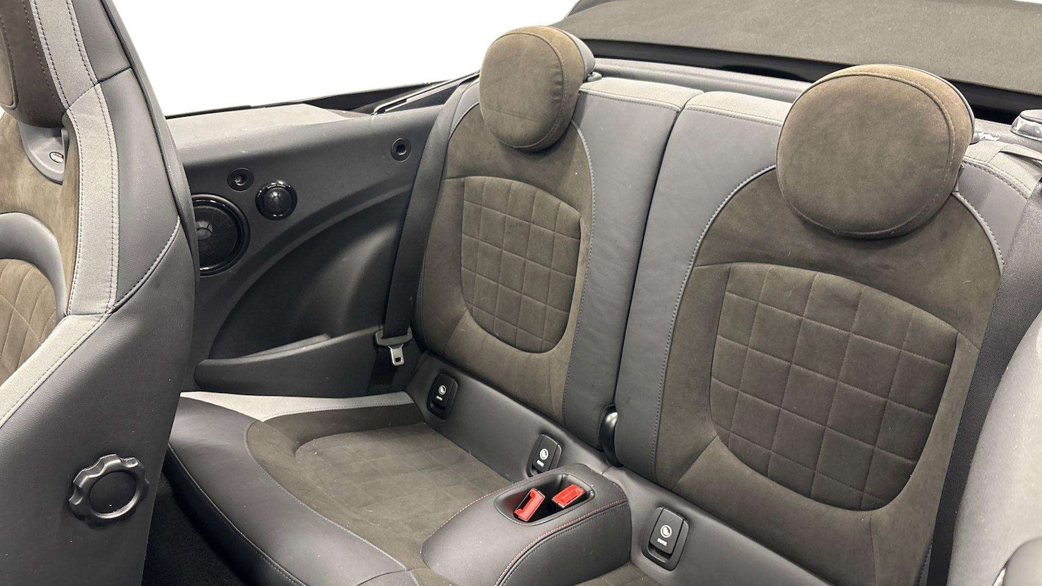 Used MINI Convertible 2021 for sale - 77429020: Photo 14