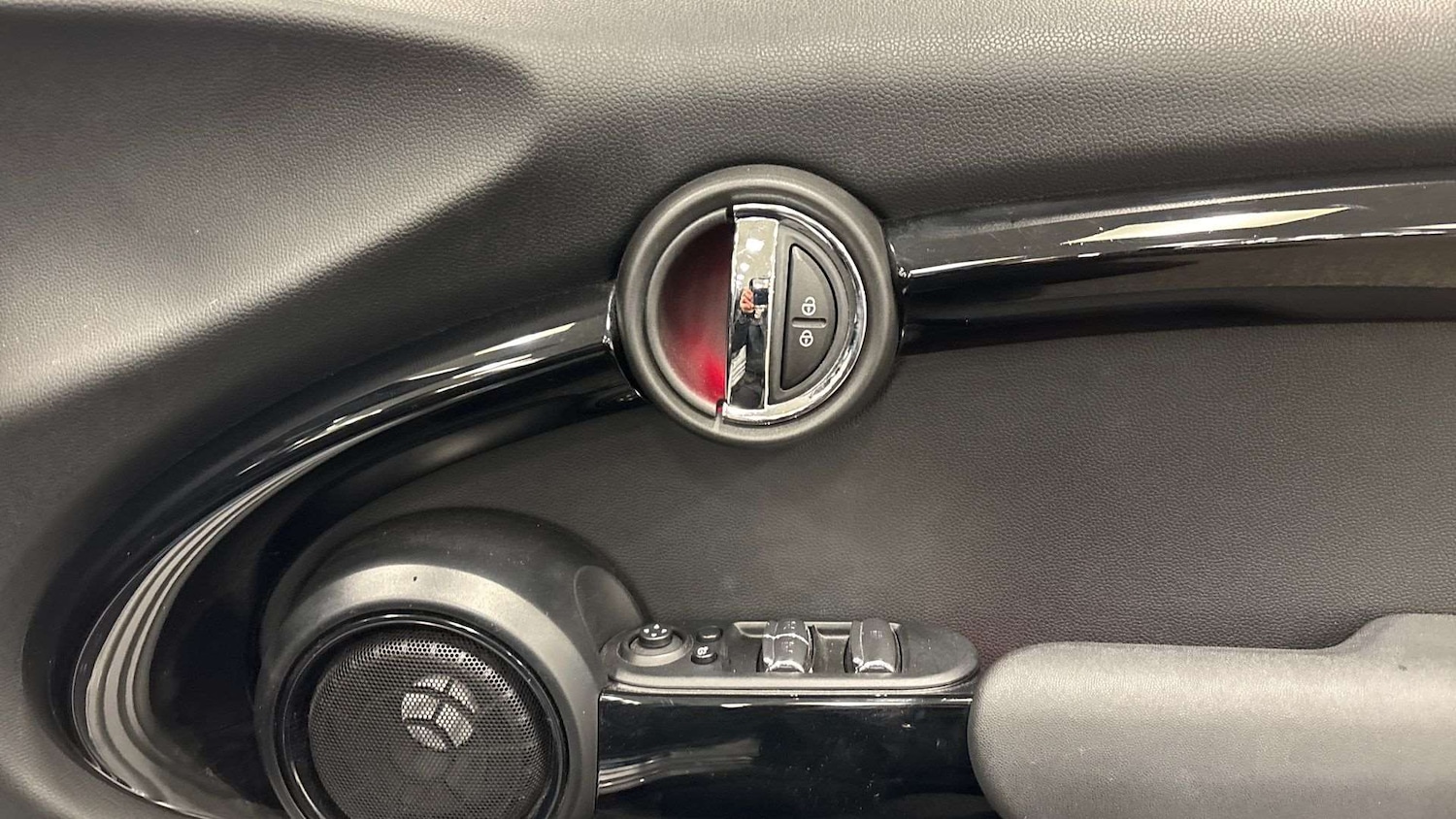 Used MINI Convertible 2021 for sale - 77429020: Photo 27